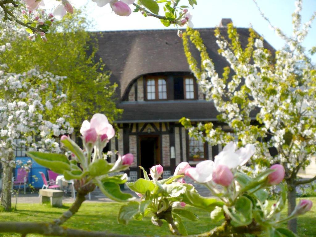 En Bord De Seine Bed & Breakfast Duclair Екстериор снимка